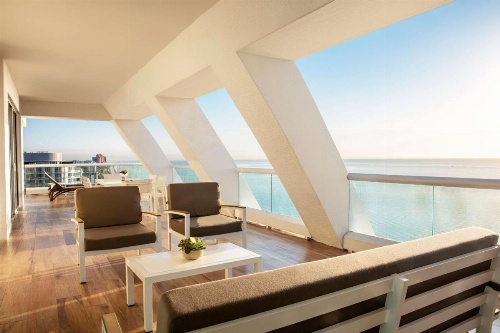 Conrad By Hilton Fort Lauderdale Beach image 16